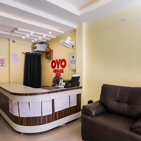 Collection O Sr Inn Chinhat Екстериор снимка